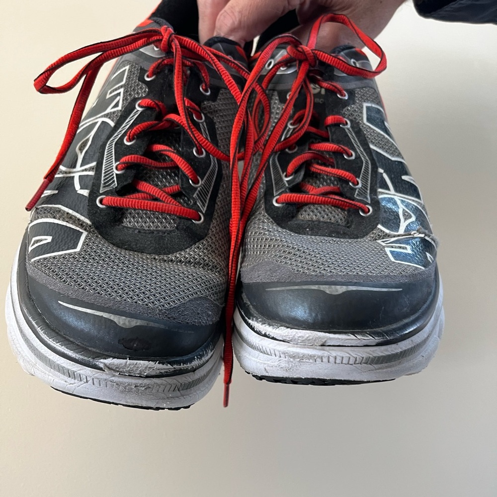 Hoka ONE ONE BONDI4 RUNNING Shoes
Men’s size 13 
Preowned Used Hole and scuffs. - Picture 6 of 16